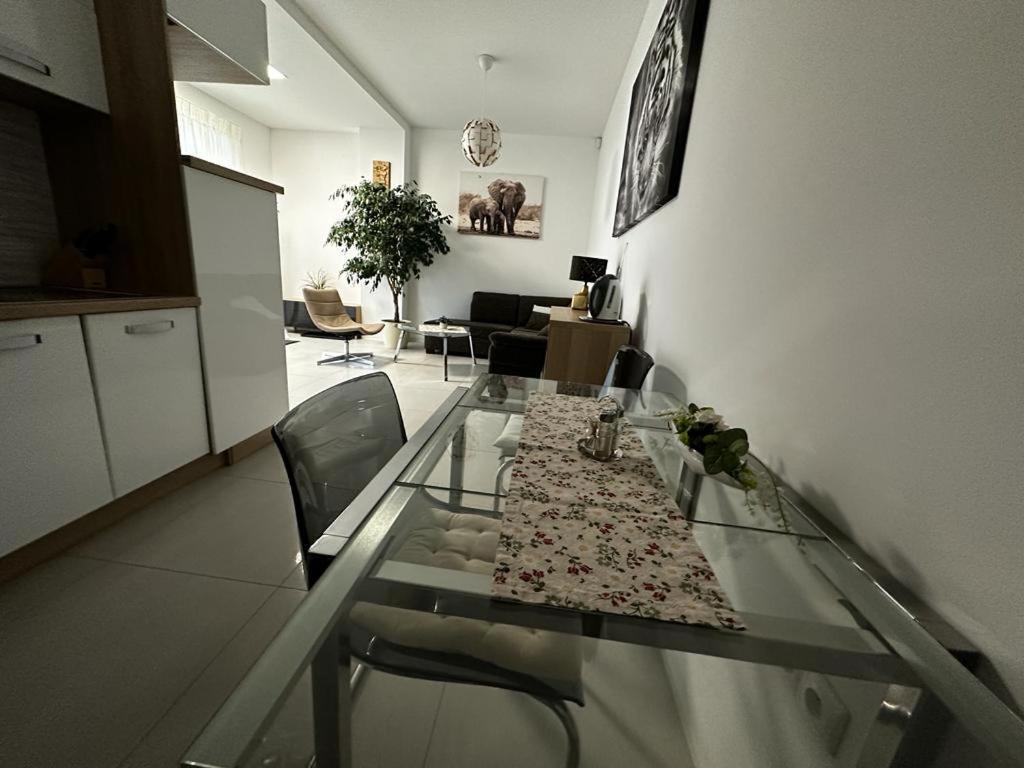 Apartman Lodenica Piest'any Dış mekan fotoğraf