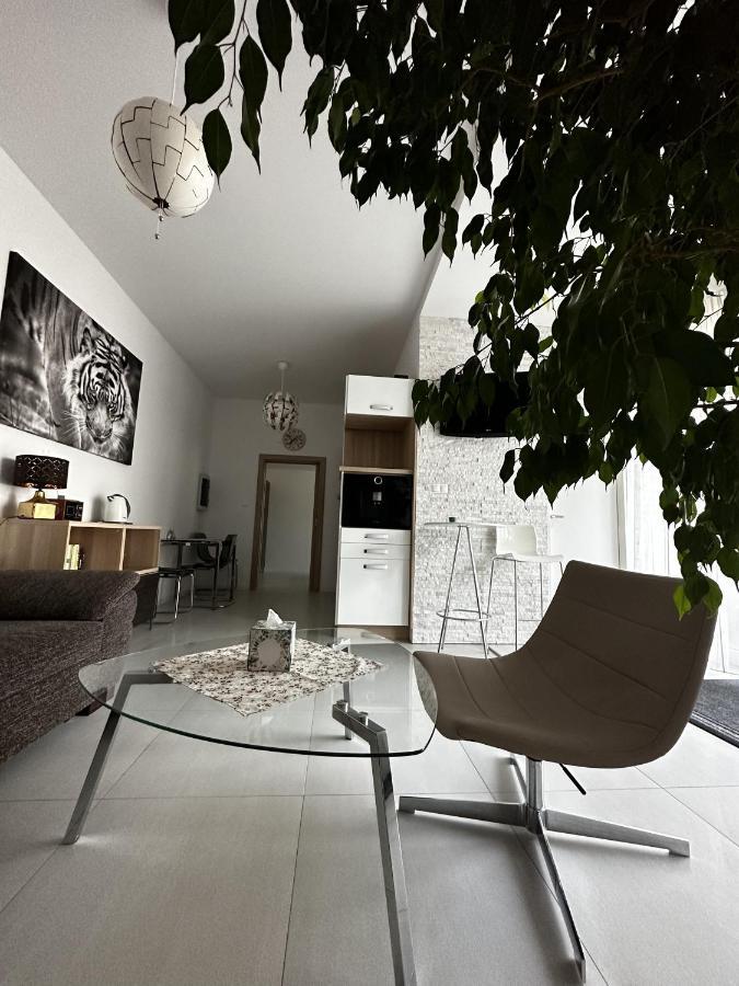 Apartman Lodenica Piest'any Dış mekan fotoğraf